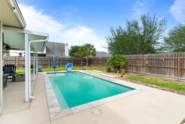 3006 Quebec Dr, Corpus Christi, TX 78414