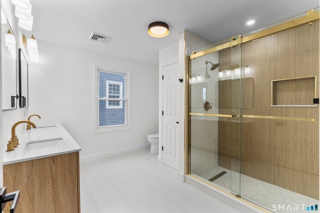 35 Elberta Avenue, Trumbull, CT 06611