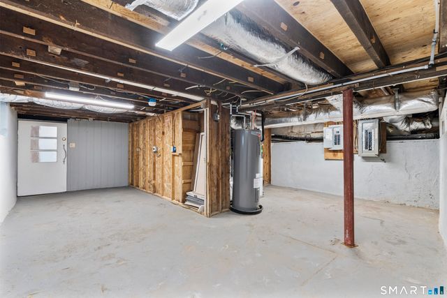 35 Elberta Avenue, Trumbull, CT 06611