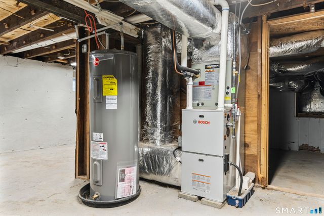 35 Elberta Avenue, Trumbull, CT 06611