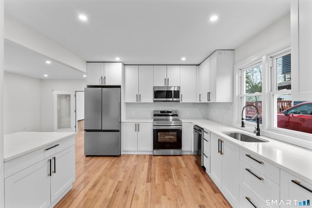 35 Elberta Avenue, Trumbull, CT 06611