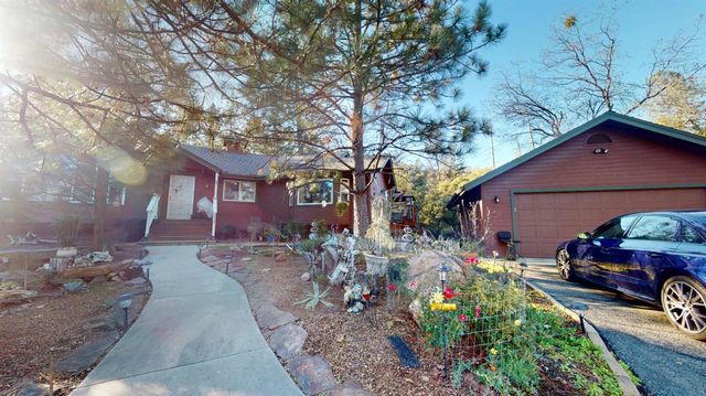 56261 Manzanita Lake Drive, North Fork, CA 93643