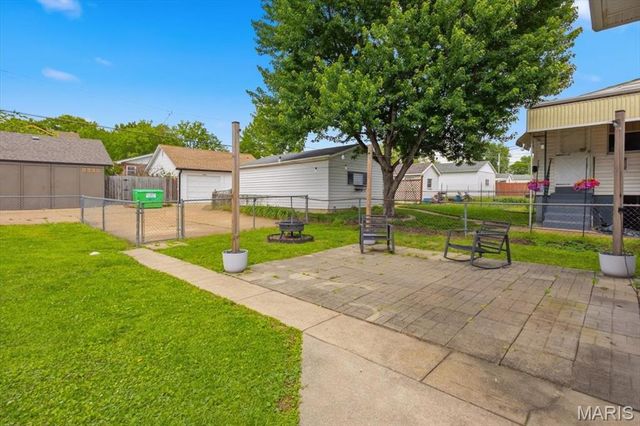 6329 Potomac Street, St Louis, MO 63139