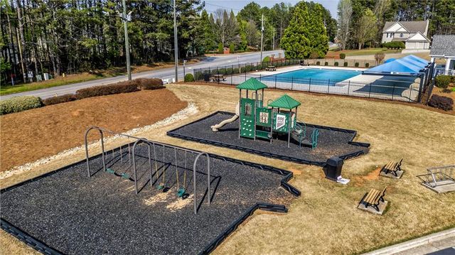 510 Jefferson Walk Circle, Jefferson, GA 30549