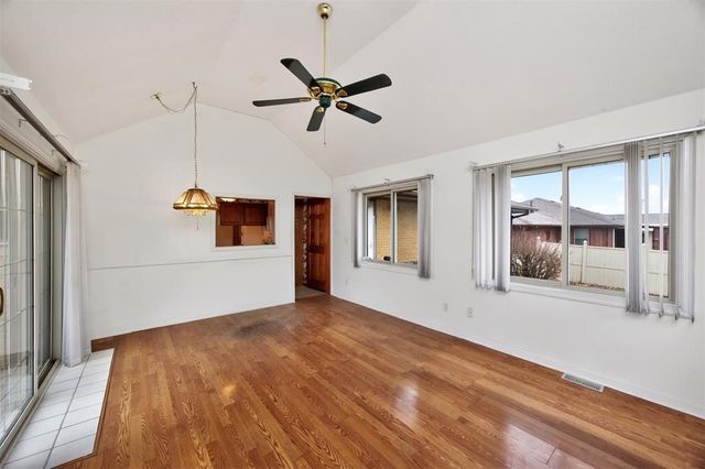 1305 NE 51st Avenue, Des Moines, IA 50313