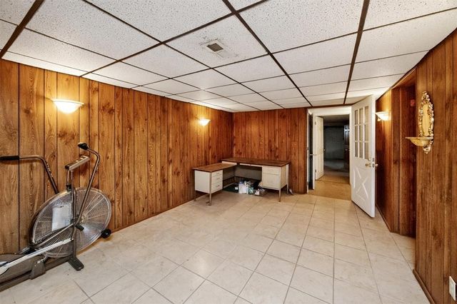 1305 NE 51st Avenue, Des Moines, IA 50313