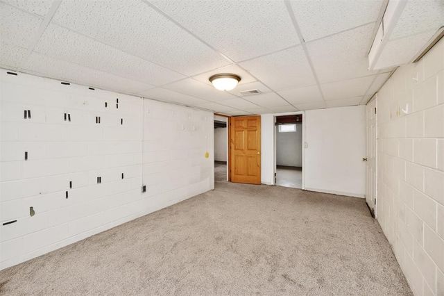 1305 NE 51st Avenue, Des Moines, IA 50313