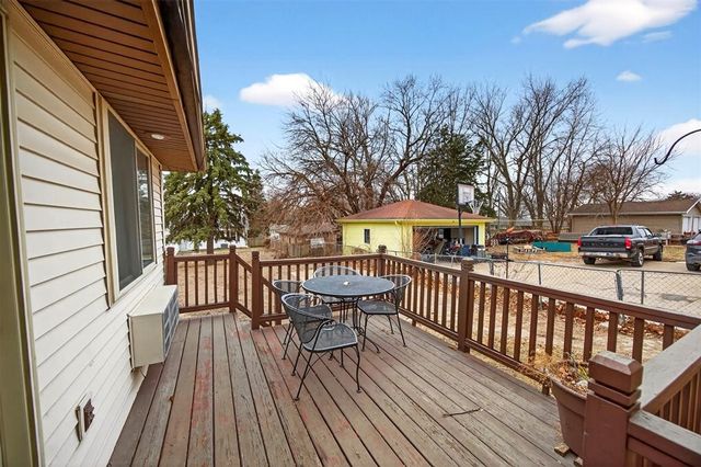 1305 NE 51st Avenue, Des Moines, IA 50313