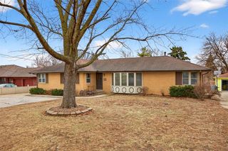 1305 NE 51st Avenue, Des Moines, IA 50313