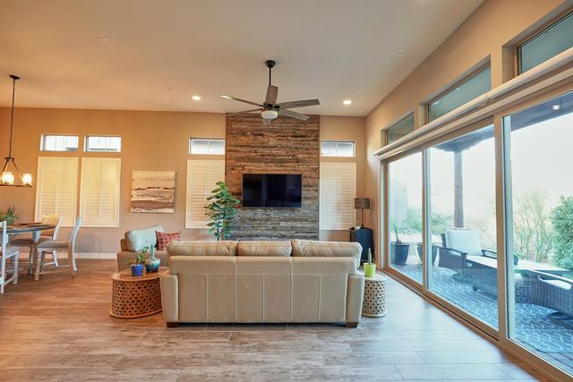 26627 N 104th, Scottsdale, AZ 85262