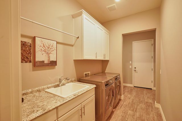 26627 N 104th, Scottsdale, AZ 85262