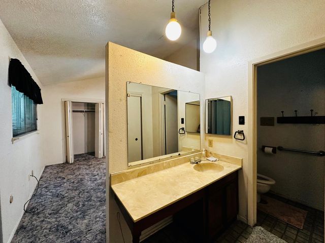 16807 Blackhawk Boulevard, Friendswood, TX 77546