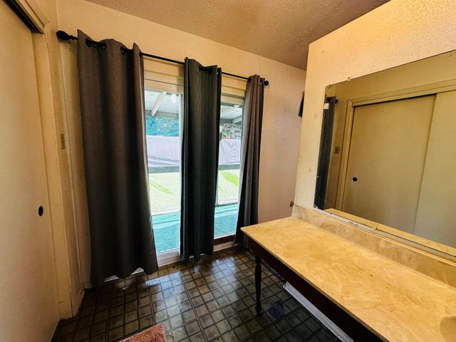 16807 Blackhawk Boulevard, Friendswood, TX 77546