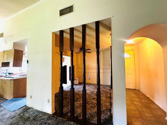 16807 Blackhawk Boulevard, Friendswood, TX 77546