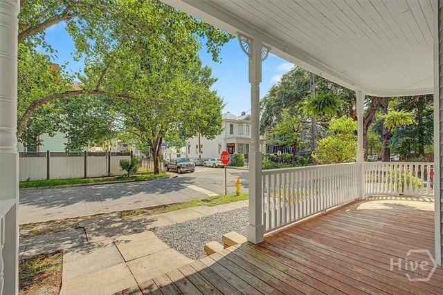 301 W 34th Street, Savannah, GA 31401