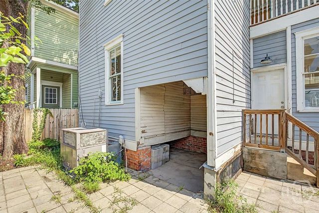 301 W 34th Street, Savannah, GA 31401