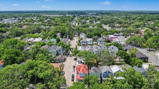 301 W 34th Street, Savannah, GA 31401