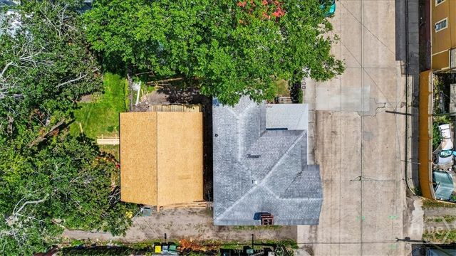 301 W 34th Street, Savannah, GA 31401