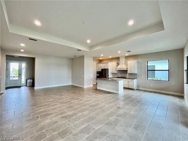 3987 Pegasus WAY, Naples, FL 34120