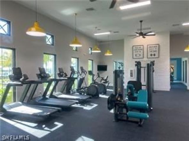 3987 Pegasus WAY, Naples, FL 34120