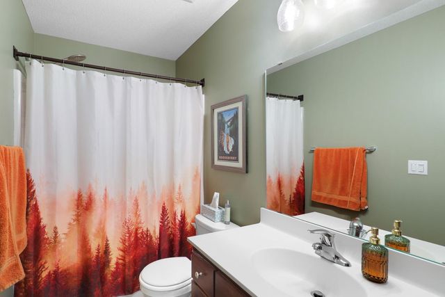 4124 Eaton Circle NE, Monticello, MN 55362