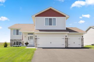 4124 Eaton Circle NE, Monticello, MN 55362
