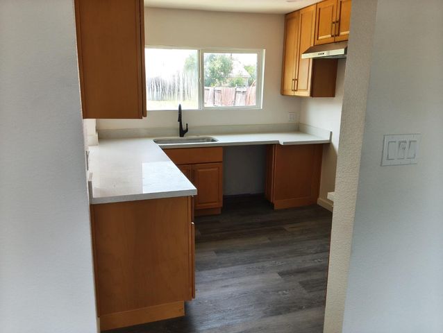 2175 S Laurel St, Stockton, CA 95206