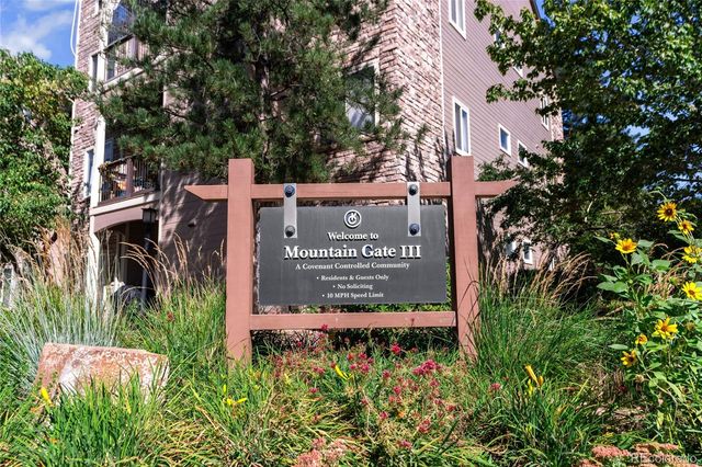 7429 S Alkire Street 303, Littleton, CO 80127