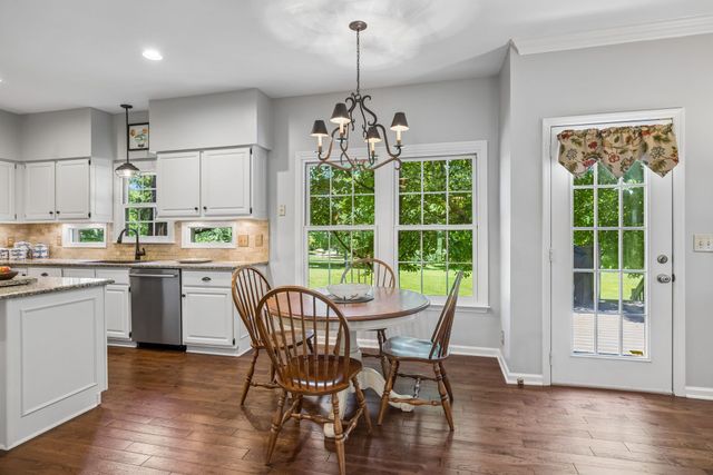 704 Helmsdale Pl, S, Brentwood, TN 37027