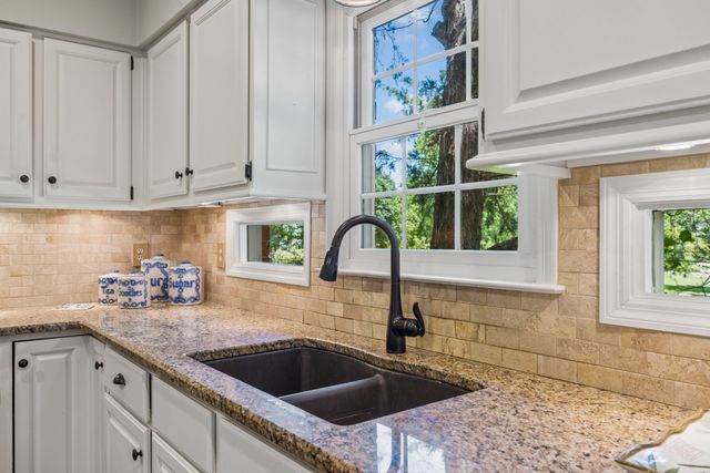 704 Helmsdale Pl, S, Brentwood, TN 37027
