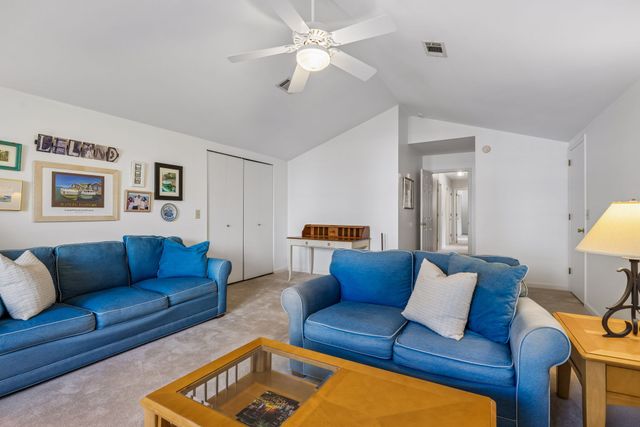 704 Helmsdale Pl, S, Brentwood, TN 37027