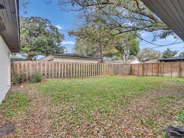 5675 Sylmar Road, Houston, TX 77081