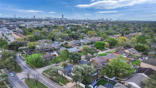 5675 Sylmar Road, Houston, TX 77081