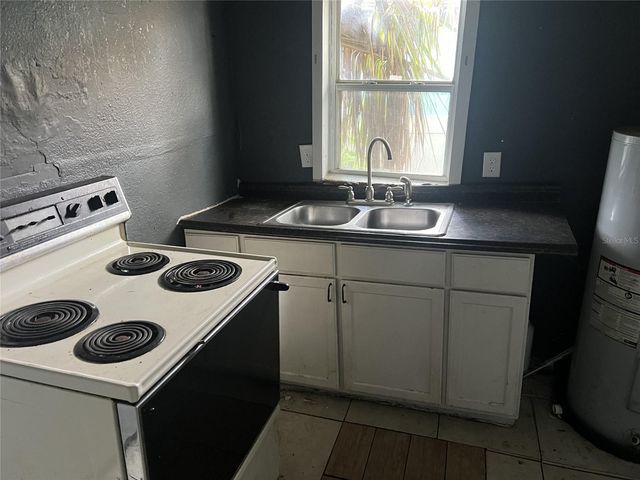 507 N 6TH STREET, Haines City, FL 33844