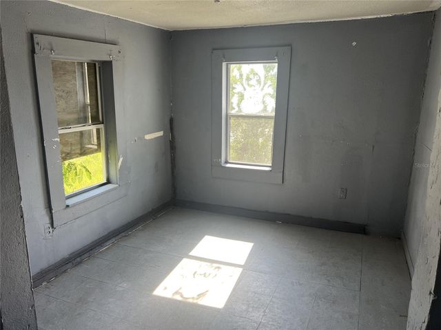 507 N 6TH STREET, Haines City, FL 33844