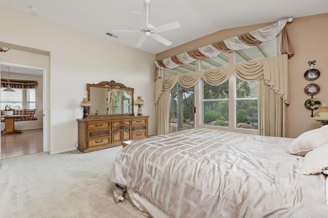 2357 Amber Oak Ln, Escondido, CA 92027