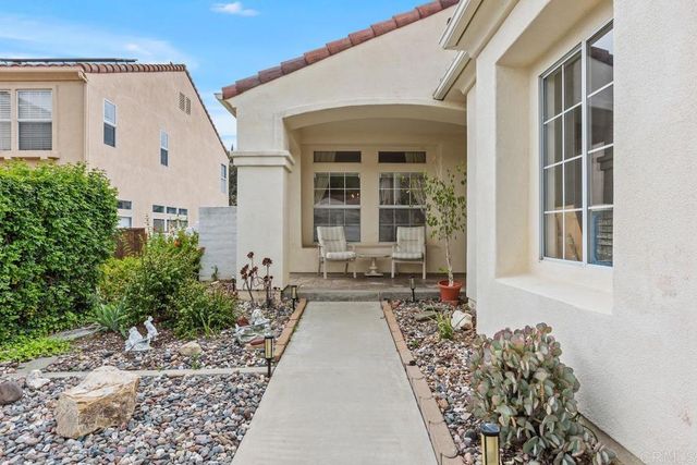 2357 Amber Oak Ln, Escondido, CA 92027