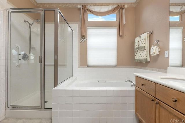 2357 Amber Oak Ln, Escondido, CA 92027