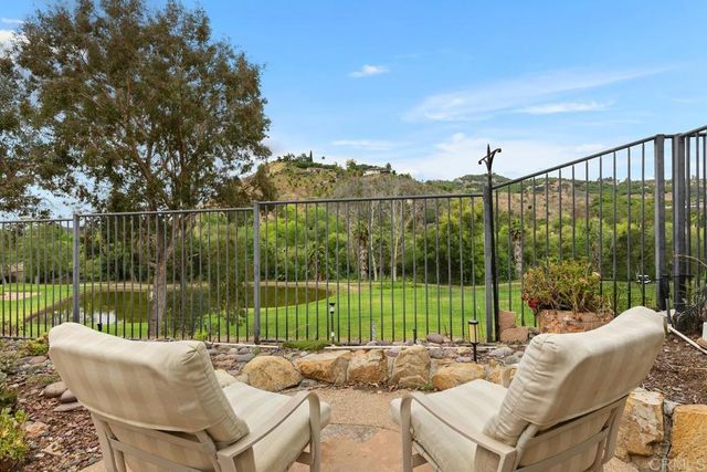 2357 Amber Oak Ln, Escondido, CA 92027