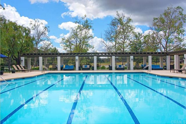 2357 Amber Oak Ln, Escondido, CA 92027