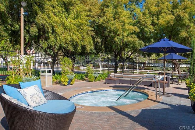 2357 Amber Oak Ln, Escondido, CA 92027