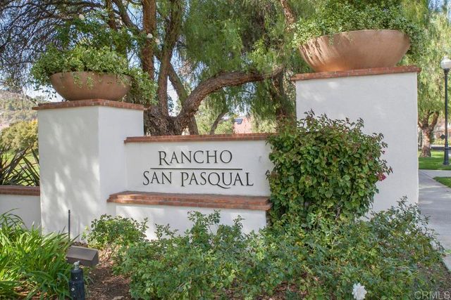 2357 Amber Oak Ln, Escondido, CA 92027