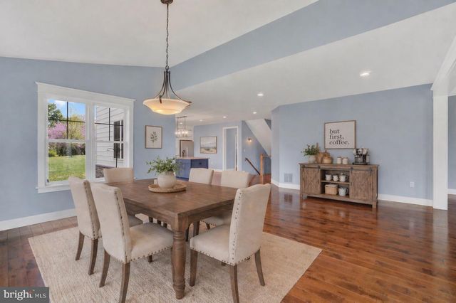 7186 STERLING RD, Harrisburg, PA 17112