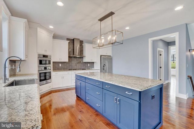 7186 STERLING RD, Harrisburg, PA 17112