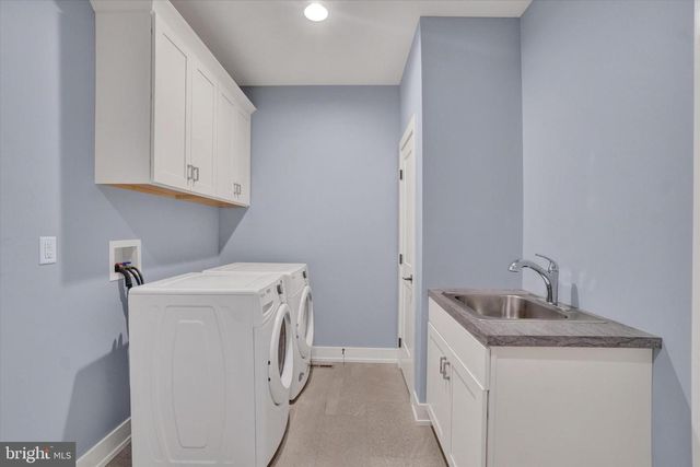 7186 STERLING RD, Harrisburg, PA 17112
