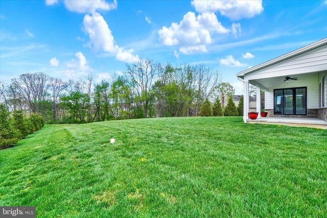 7186 STERLING RD, Harrisburg, PA 17112