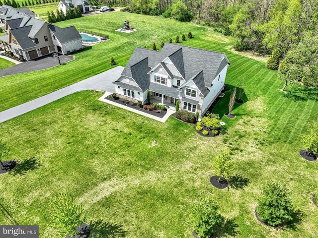 7186 STERLING RD, Harrisburg, PA 17112