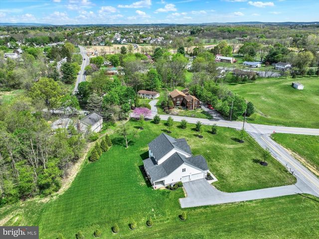 7186 STERLING RD, Harrisburg, PA 17112