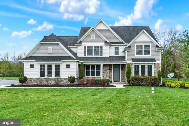 7186 STERLING RD, Harrisburg, PA 17112