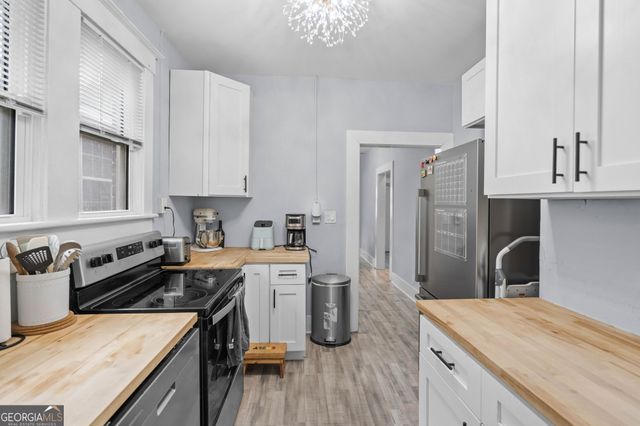 1002 W 52nd Street, Savannah, GA 31405